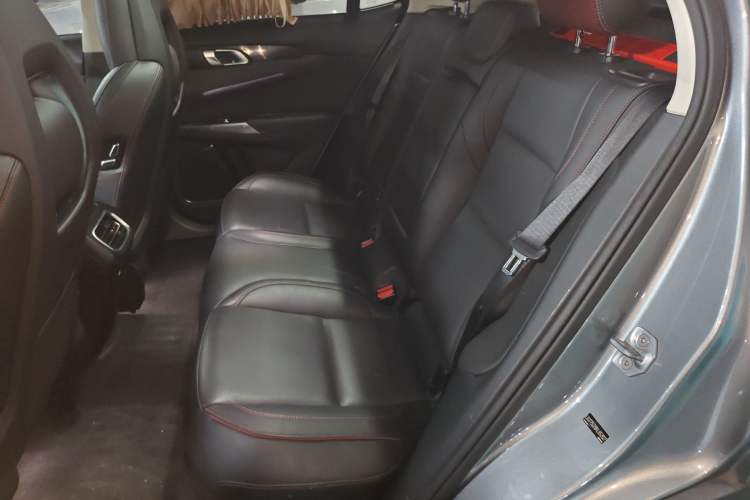 Used Lynk & Co 01 2019 2.0T Two-Wheel Drive Zhaopu Version China VI Standard
