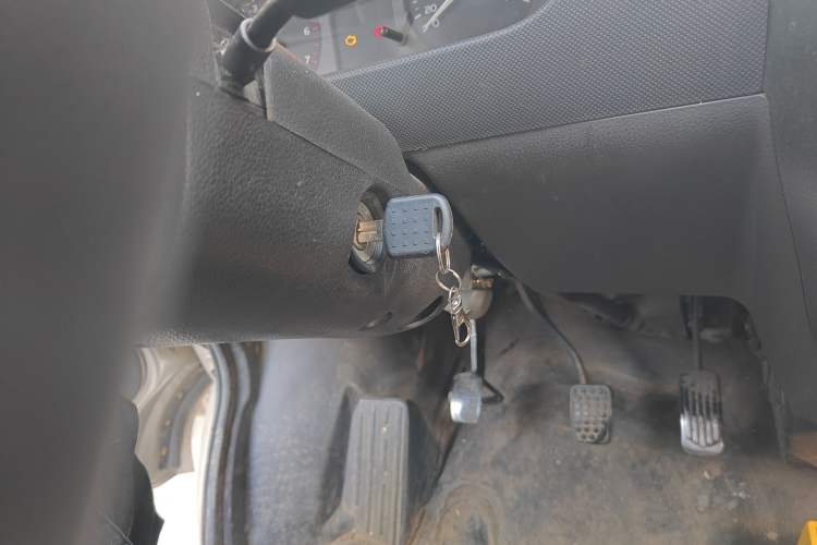 Used Wuling Rongguang 2012 1.5L Extended Basic Version
