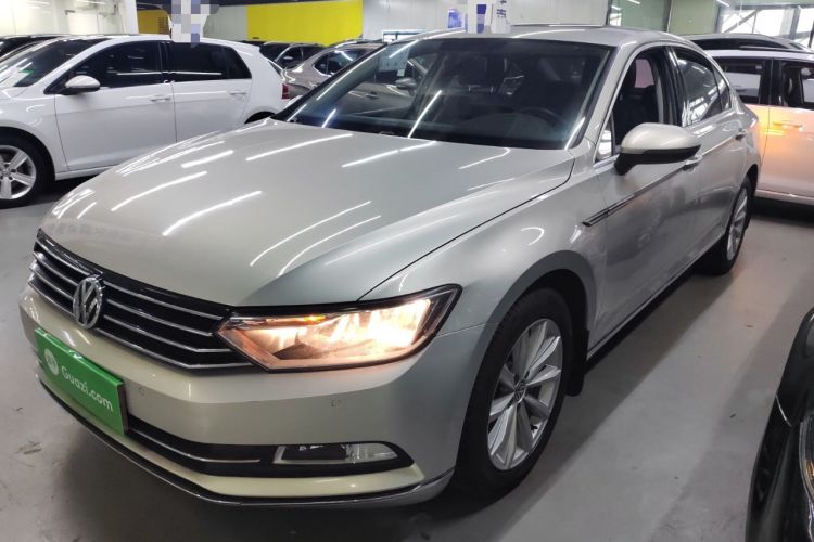 Used Volkswagen Magotan 2019 280TSI DSG Leading Model China V Standard
