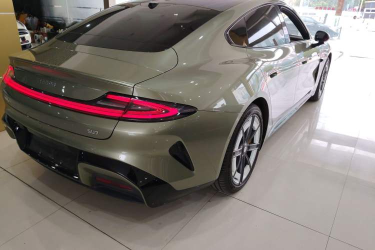 Used Xiaomi Auto SU7 2024 Rear-Drive Long-Range Intelligent Driving Version