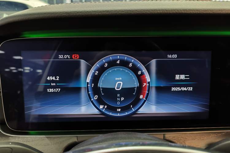 Used Mercedes-Benz E-Class 2018 E 300 L Sporty and Stylish Model
