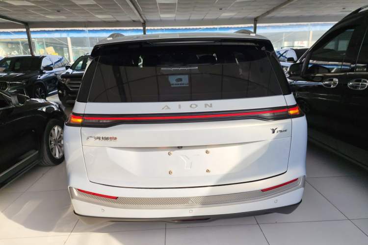 Used AION Y 2023 Younger Star Edition