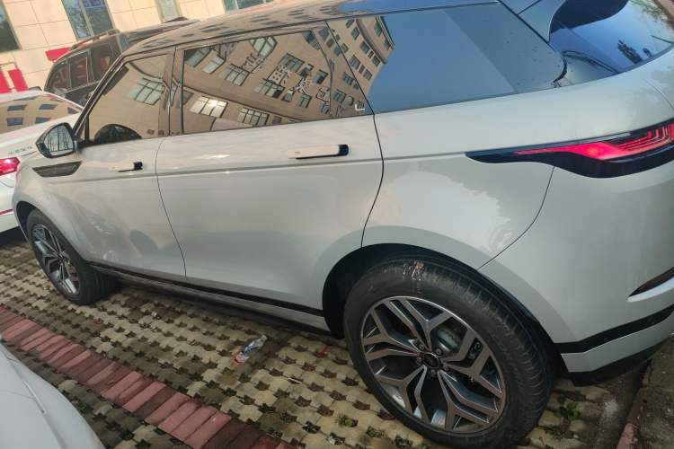 Used Land Rover Range Rover Evoque 2022 Facelifted Aurora L 249 PS R-Dynamic Luxury Edition
