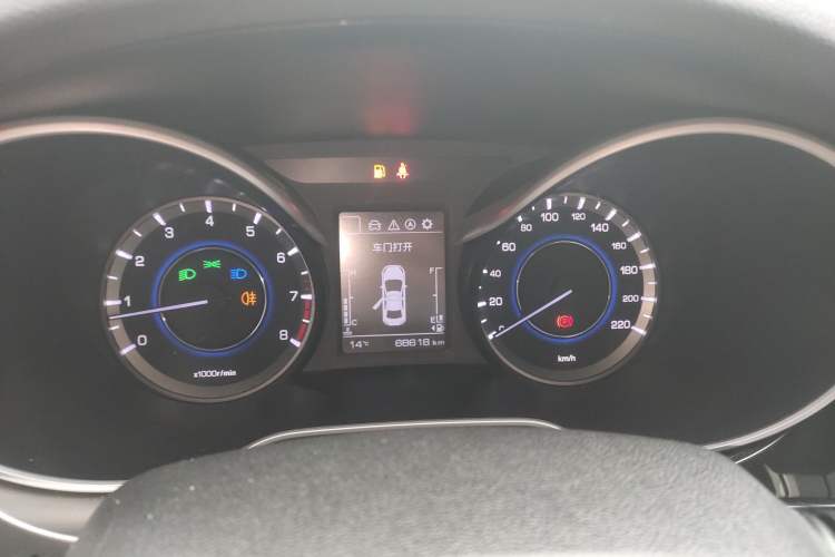 Used Changan Eado 2018 High-Energy Edition 1.6L GDI Manual Pioneer Model China V Standard