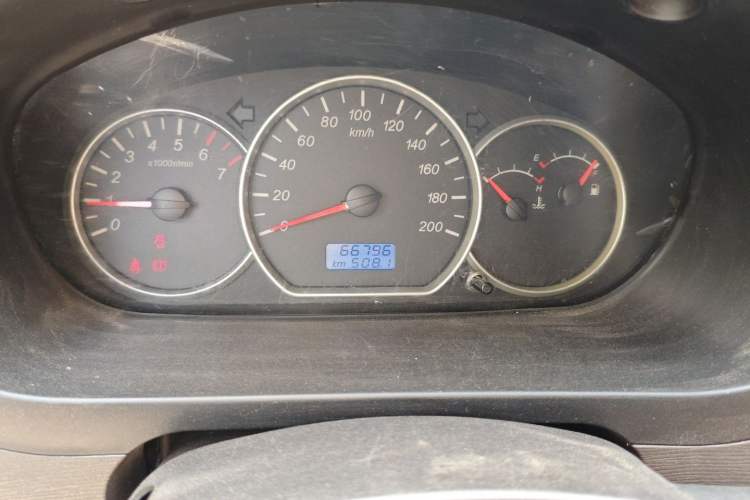 Used Wuling Hongguang 2014 1.5L S Standard Version