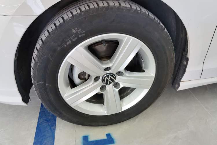 Used Volkswagen Lamando 2019 230TSI DSG Vision Edition China VI Standard