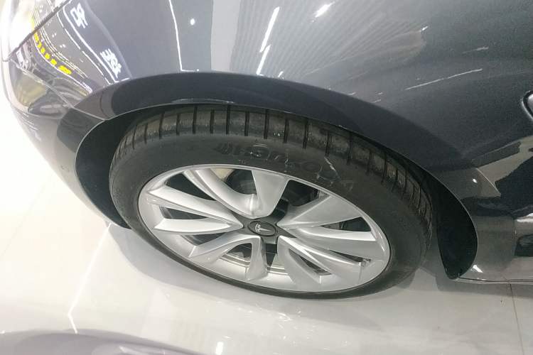 Used Tesla Model 3 2019 Standard Range Rear-Drive Upgraded Version
