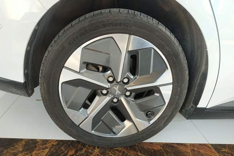 Used XPeng MONA M03 2024 620 with Ultra-Long Range
