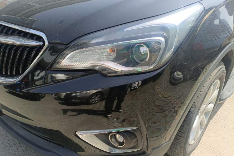 Used Buick Envision 2018 20T Two-Wheel-Drive Elite Model