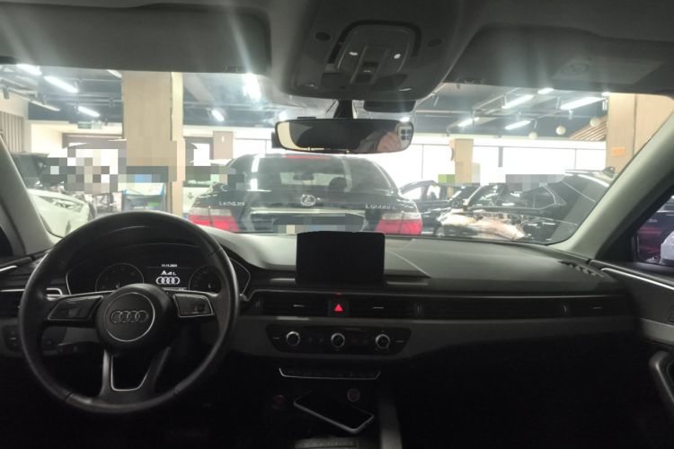 Used Audi A4L 2017 Plus 40 TFSI Ambition Model

