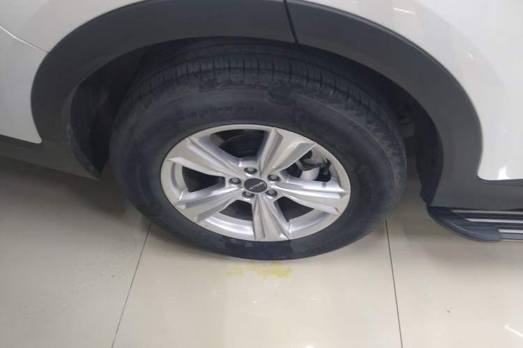 Used JETOUR X70 2023 1.5T Manual Overdrive Version 5 Seats
