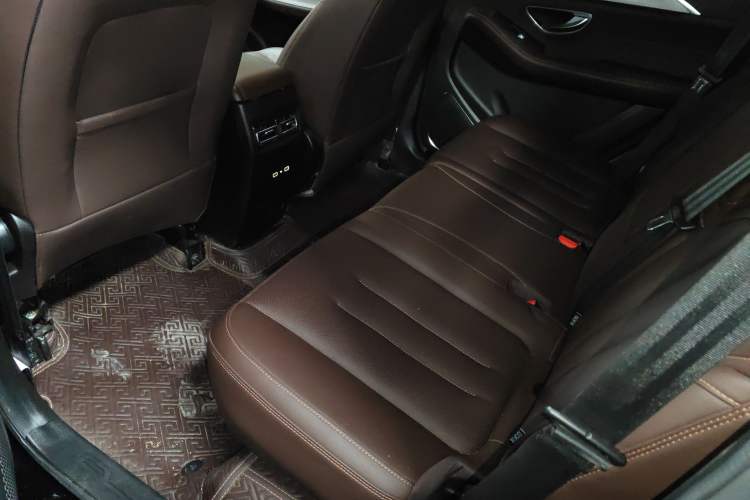 Used Jetour X90 PLUS 2023 1.6TD DCT Flat-Platform + 7 Seats