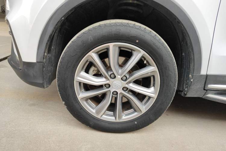 Used Geely Auto Emgrand X7 Sport 2020 1.8TD DCT Two-Wheel Drive Smart Connect 4G-Enabled Version
