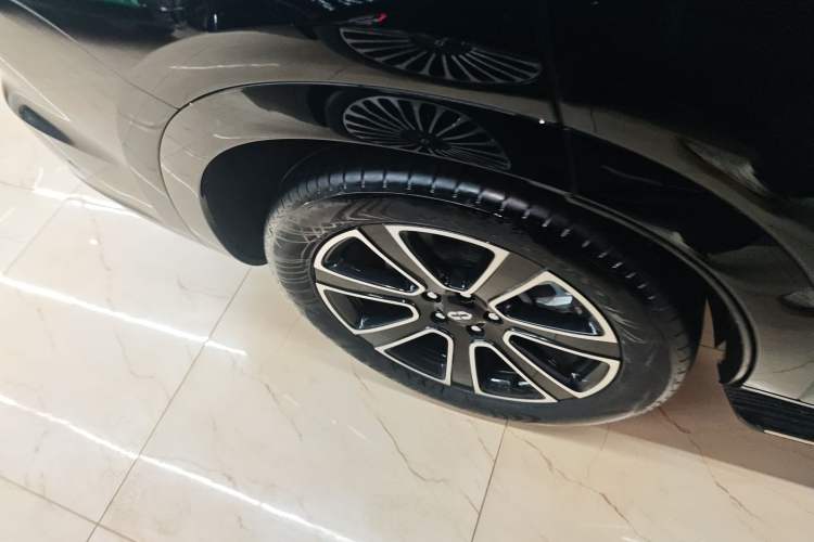 Used Hima AITO M7 2024 1.5T Intelligent Driving Rear-Drive Pro Version 5 Seats
