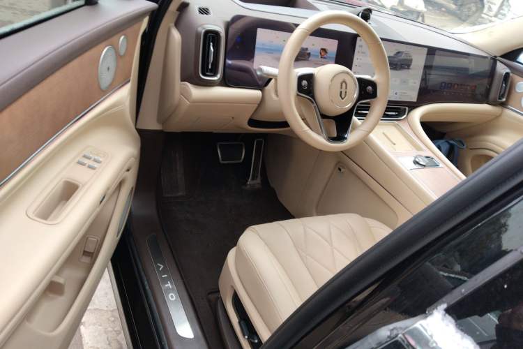 Used Hima AITO M9 2024 Range-Extended Ultra Version 42 kWh 6-Seater Model