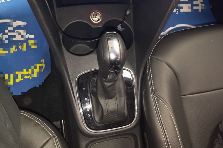 Used Volkswagen Polo 2016 1.6L Automatic Comfort Model
