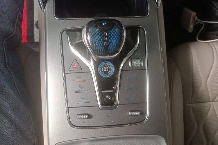 Used BYD Tang New Energy 2024 DM-i Glory Edition 112KM Prestige Model