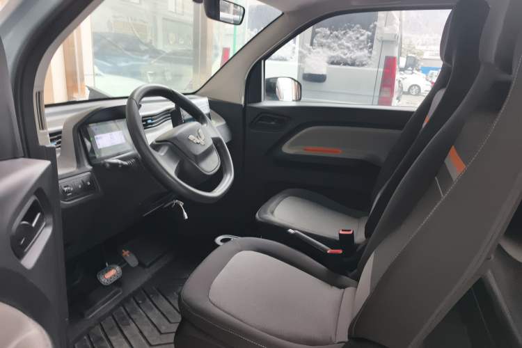 Used Wuling Hongguang MINIEV 2022 Easy Version Lithium Iron Phosphate