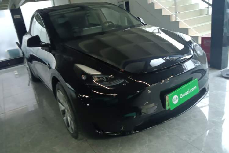 Used Tesla Model Y 2022 Rear-Wheel-Drive Version
