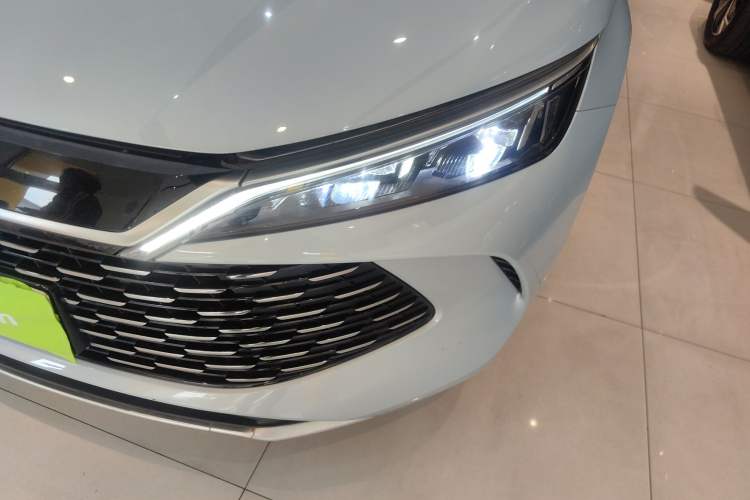 Used BYD Qin L 2024 DM-i 80KM Leading Model