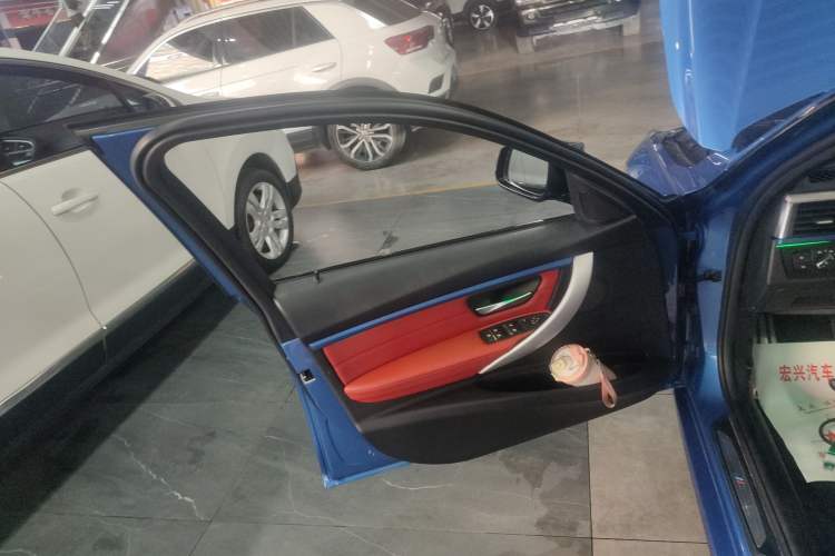 Used BMW 3 Series 2019 320i M Sport Package
