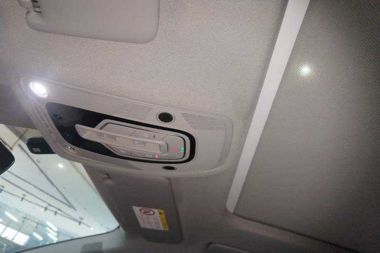 Used Audi Q5L 2022 Updated 45T Luxury Dynamic Version
