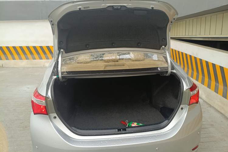 Used Toyota Corolla 2017 1.2T CVT GL
