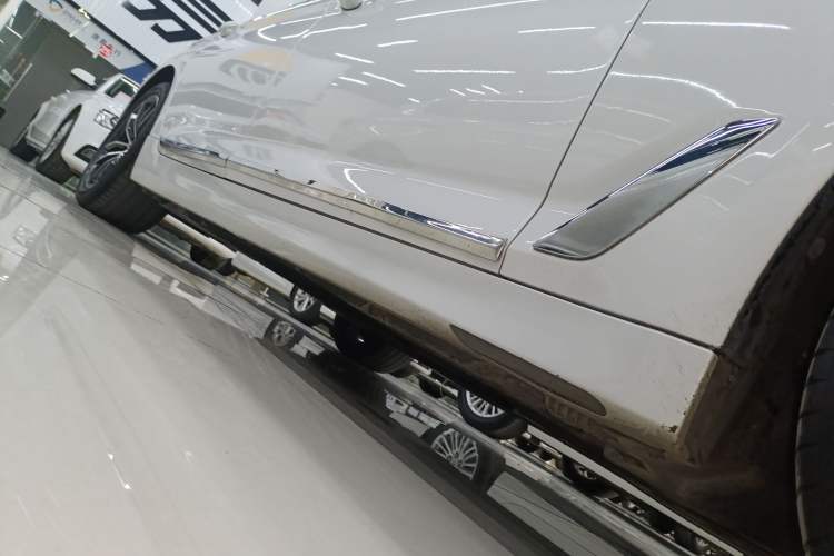 Used BMW 5 Series 2019 530Li Leading Model Luxury Package
