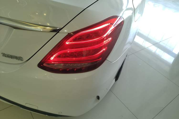 Used Mercedes-Benz C-Class 2018 C 180 L Fashion Edition Sport Version
