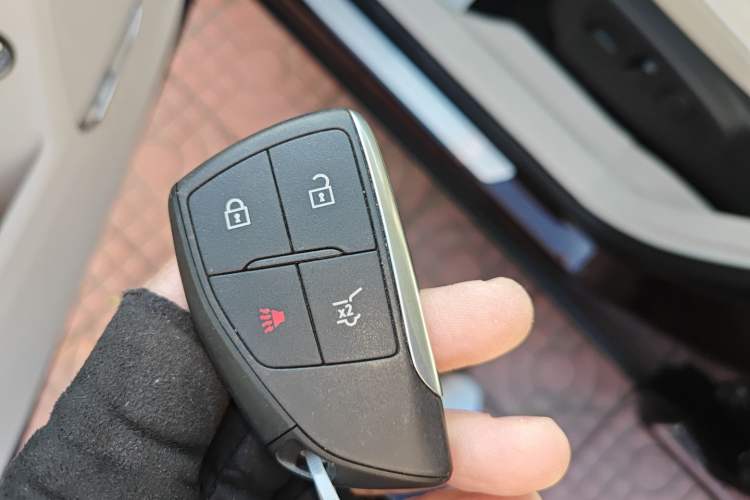 Used Buick Envision 2020 Encore S 652T All-Wheel-Drive Avenir