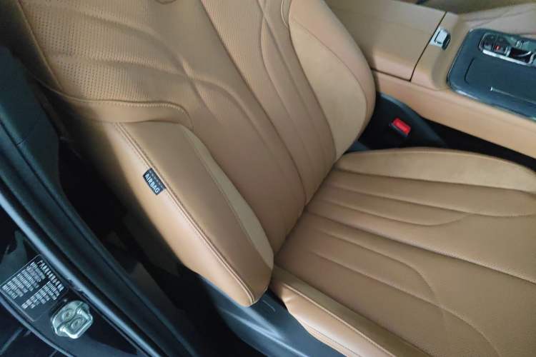 Used GAC Trumpchi ES9 2024 PHEV with 143 km Max