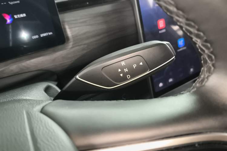 Used Chery Tiggo 7 C-DM 2025 1.5T 120KM Luxury Trim
