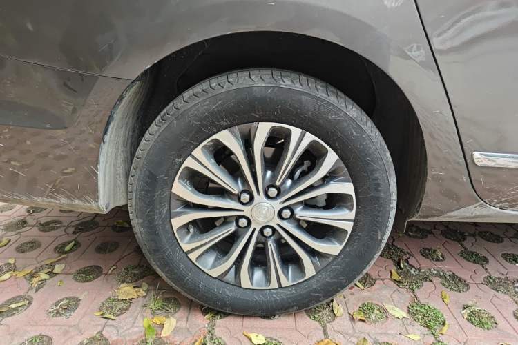 Used Buick GL8 2020 Land Business Class 652T Luxury Model
