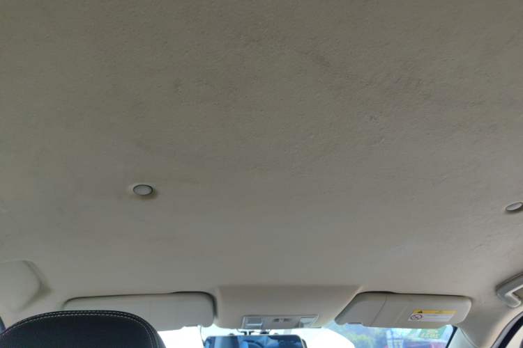 Used Dongfeng Fengon S560 2018 1.8L CVT Elite Model 7 Seats
