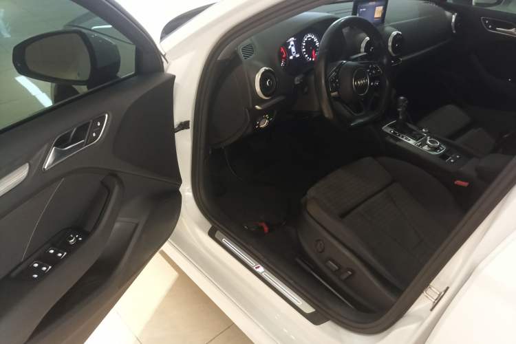 Used Audi A3 2019 Limousine 35 TFSI Sport Edition China V Emission Standard