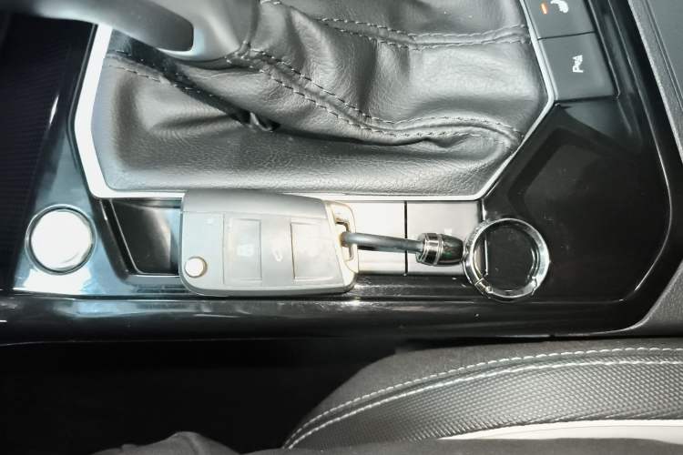 Used Volkswagen Tayron 2023 280TSI Two-Wheel-Drive Luxury Plus Advanced Version
