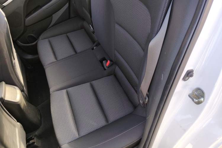 Used Hyundai Elantra 2018 1.6L Automatic 15th Anniversary Special Edition
