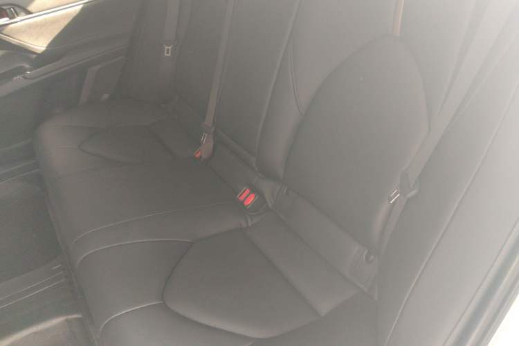 Used Toyota Camry 2019 Revised Version 2.0G Luxury Edition
