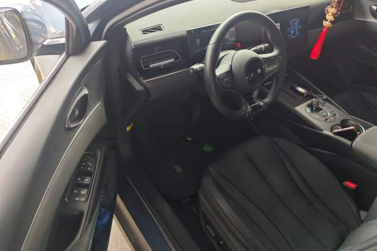 Used BYD Seal 06 New Energy 2024 DM-i 120KM Prestige Model
