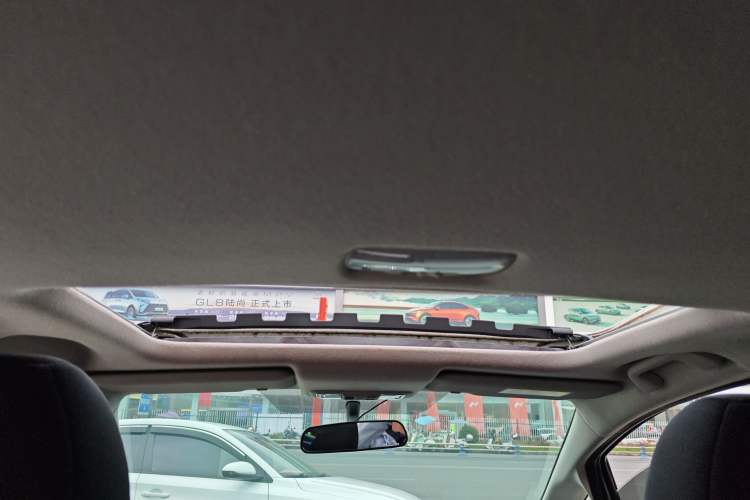 Used Honda Fit 2016 1.5L LXS CVT Comfort Sunroof Version
