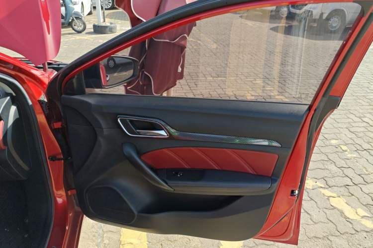 Used MG 6 2017 20T Automatic Trophy Super Sport Internet Edition China V Standard
