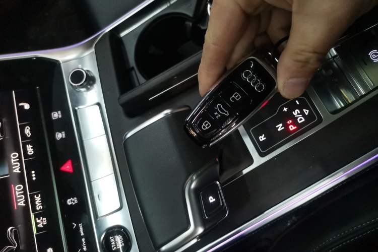 Used Audi A6L 2025 45 TFSI quattro Prestige Dynamic Edition
