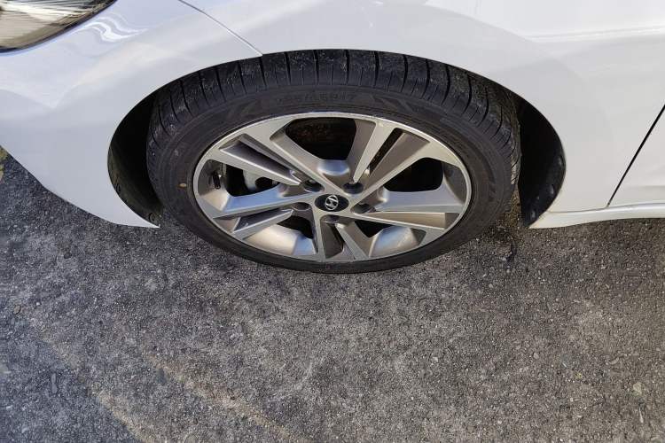 Used Hyundai Elantra 2018 1.6L Automatic 15th Anniversary Special Edition
