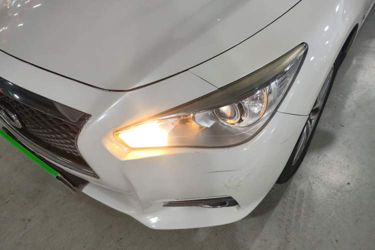 Used Infiniti Q50L 2015 2.0T Comfort Edition
