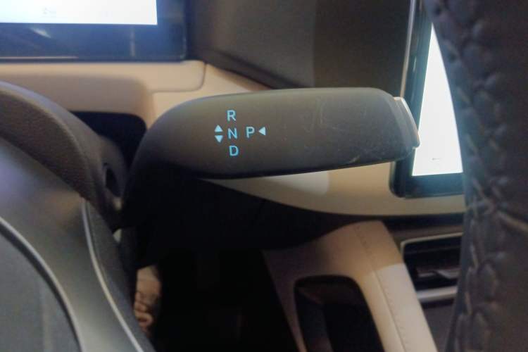 Used BYD Yuan UP 2025 Intelligent Driving Version 401 KM Dynamic Edition
