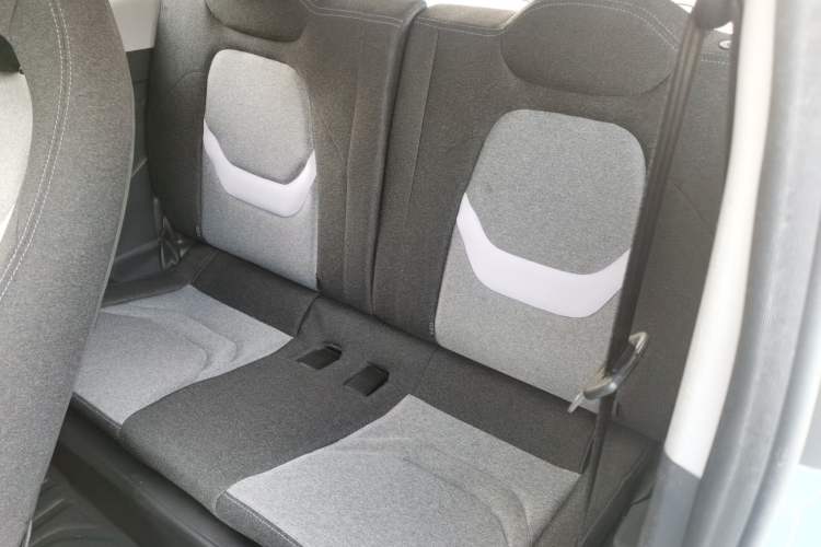 Used Chery QQ Ice Cream 2022 170km Sundae Phosphate Lithium-Ion
