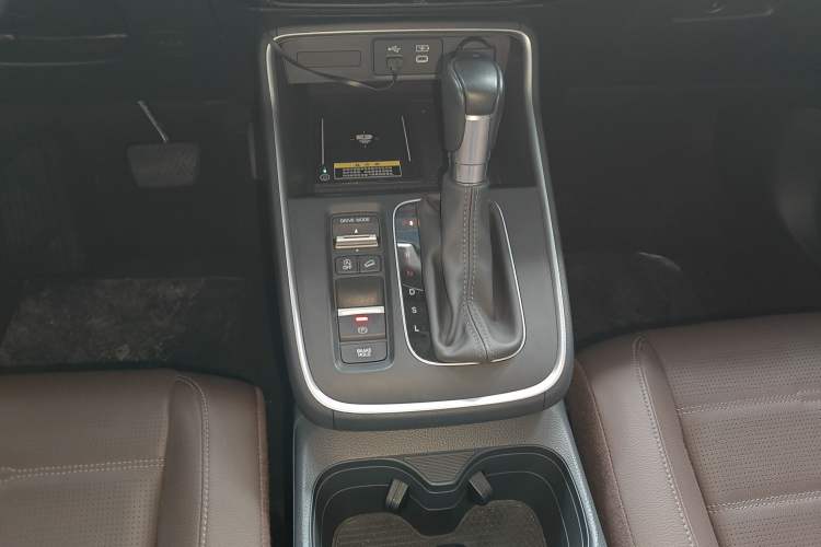 Used Honda CR-V 2023 240TURBO Two-Wheel Drive Deluxe Edition 7 Seats
