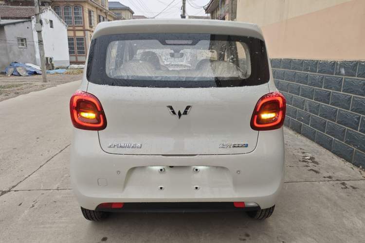 Used Wuling Hongguang MINIEV 2025 Four-Door Version Advanced Edition

