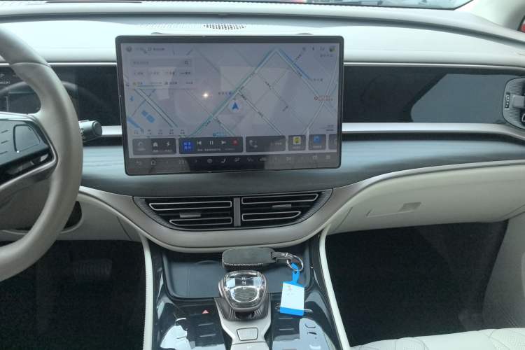 Used Denza D9 2022 DM-i 970 Four-Wheel Drive Prestige Model