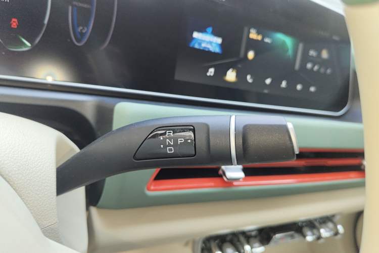 Used ORA Good Cat 2023 401 km Standard Range Prestige Version Lithium Iron Phosphate